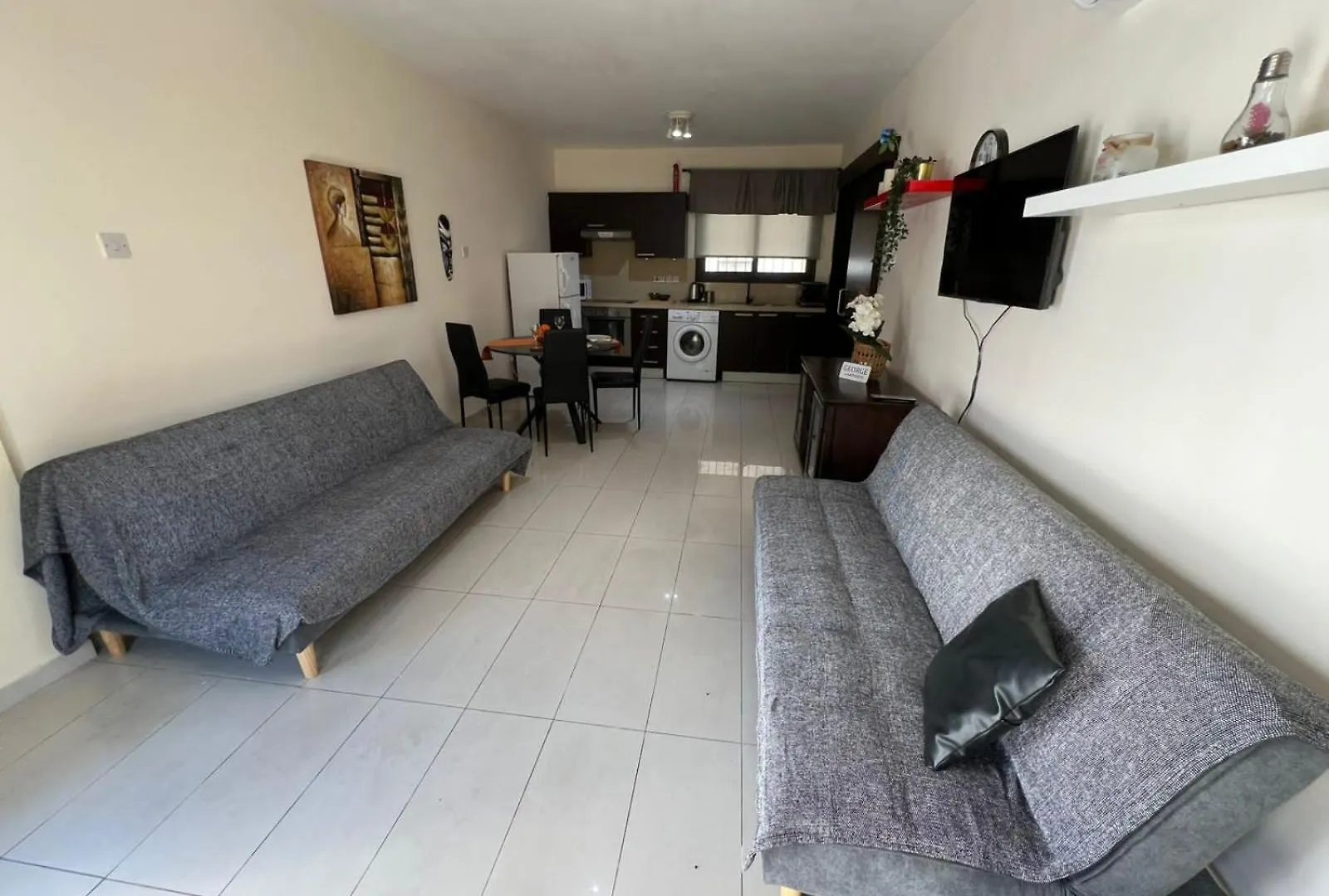 איה נאפה George Apartments קפריסין