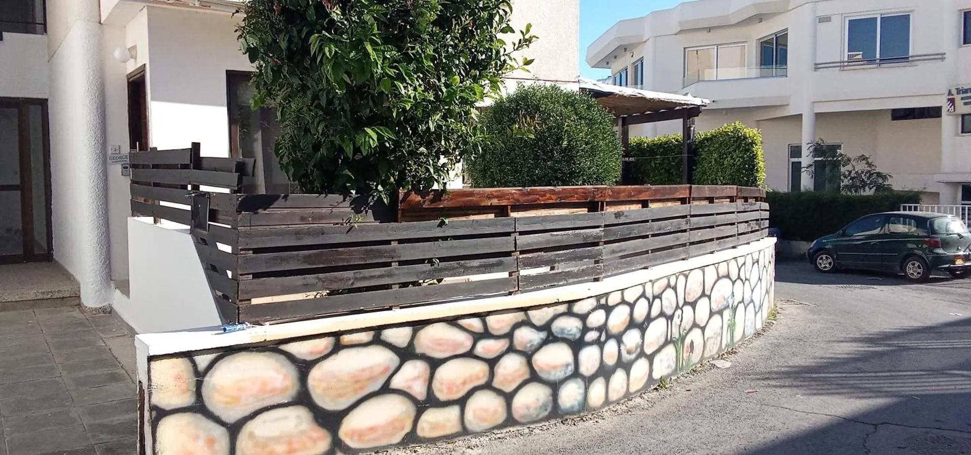 איה נאפה George Apartments  איה נאפה